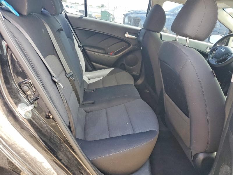 2018 KIA FORTE LX 10
