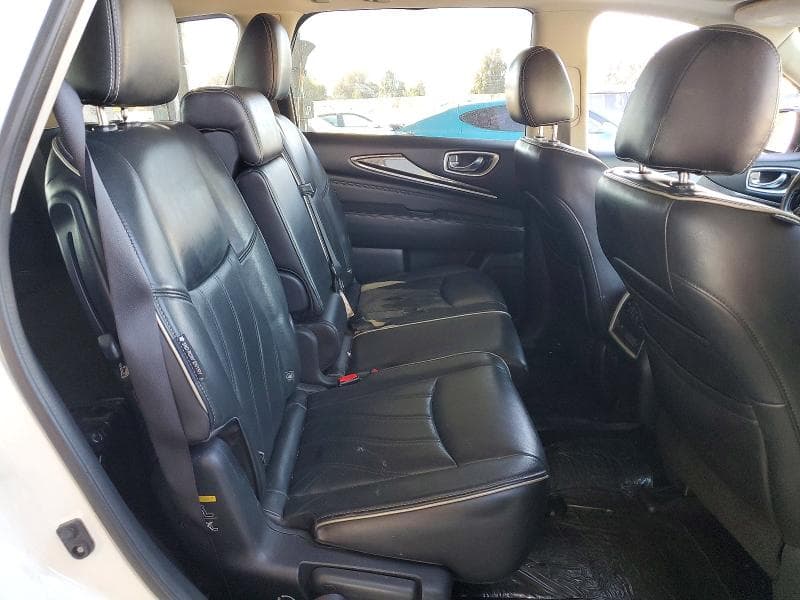 2019 INFINITI QX60 LUXE 10
