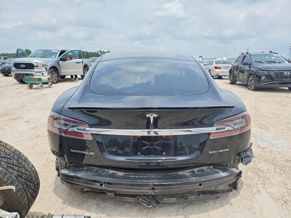 2020 TESLA MODEL S 6