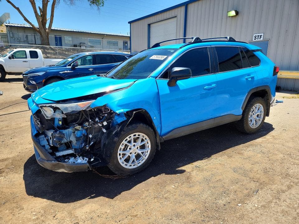 2020 TOYOTA RAV4 LE 1
