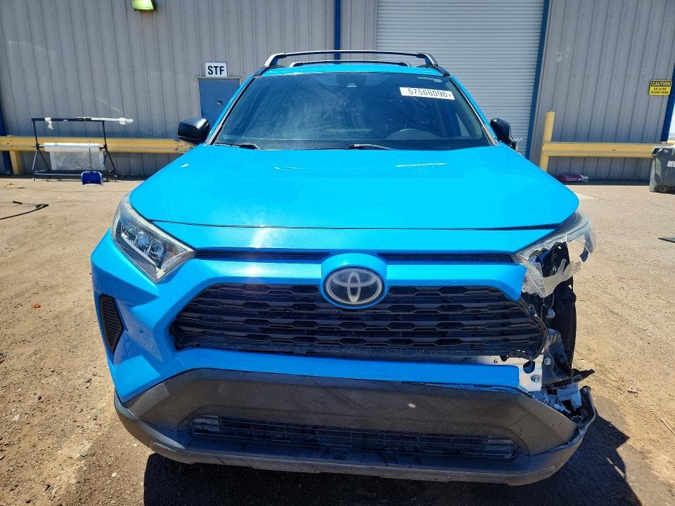 2020 TOYOTA RAV4 LE 5