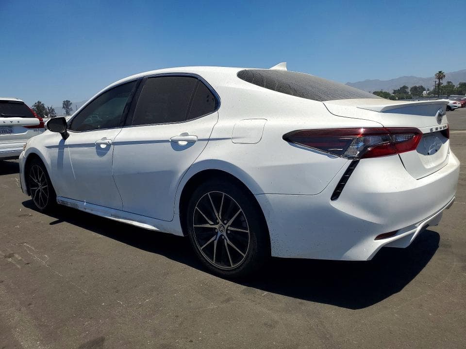2021 TOYOTA CAMRY SE 2