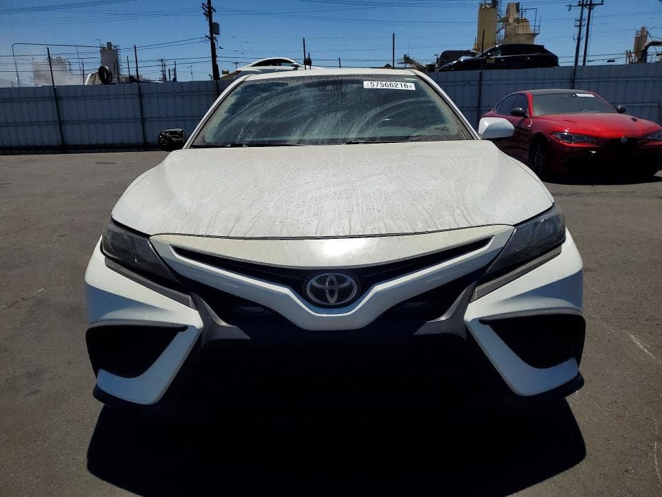 2021 TOYOTA CAMRY SE 5