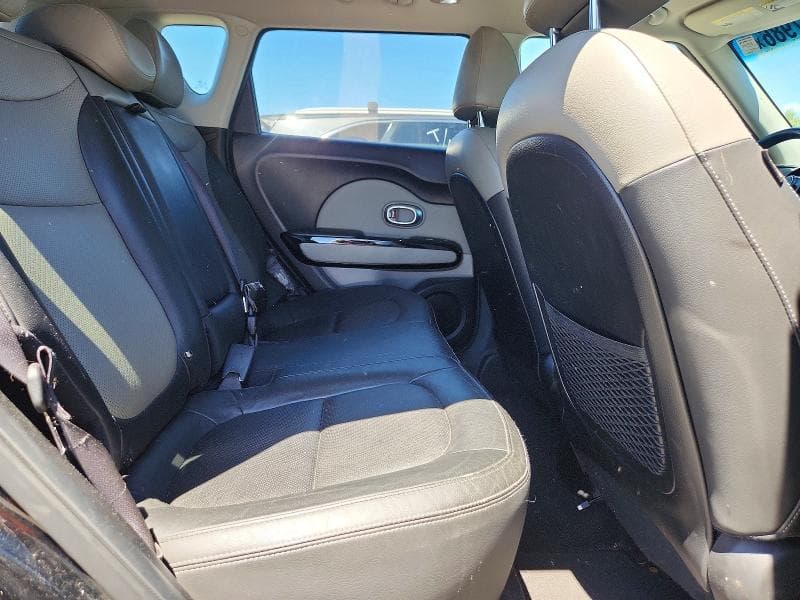2018 KIA SOUL + 10