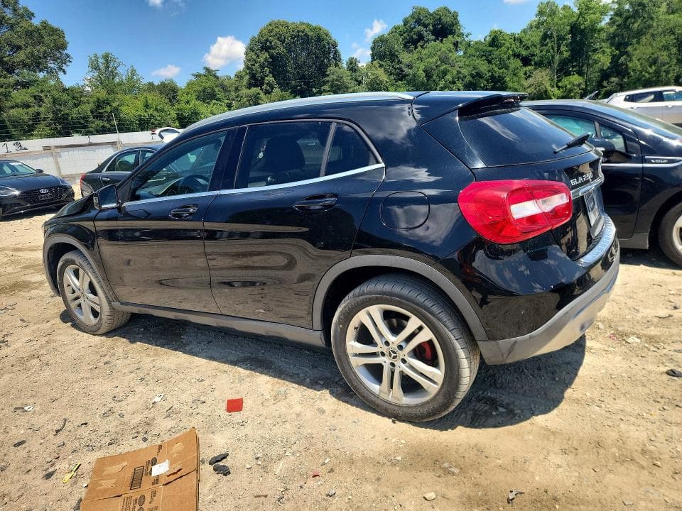 2018 MERCEDES-BENZ GLA 250 2