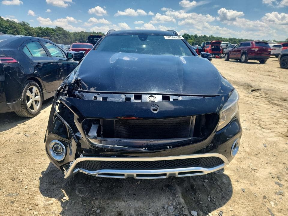 2018 MERCEDES-BENZ GLA 250 5