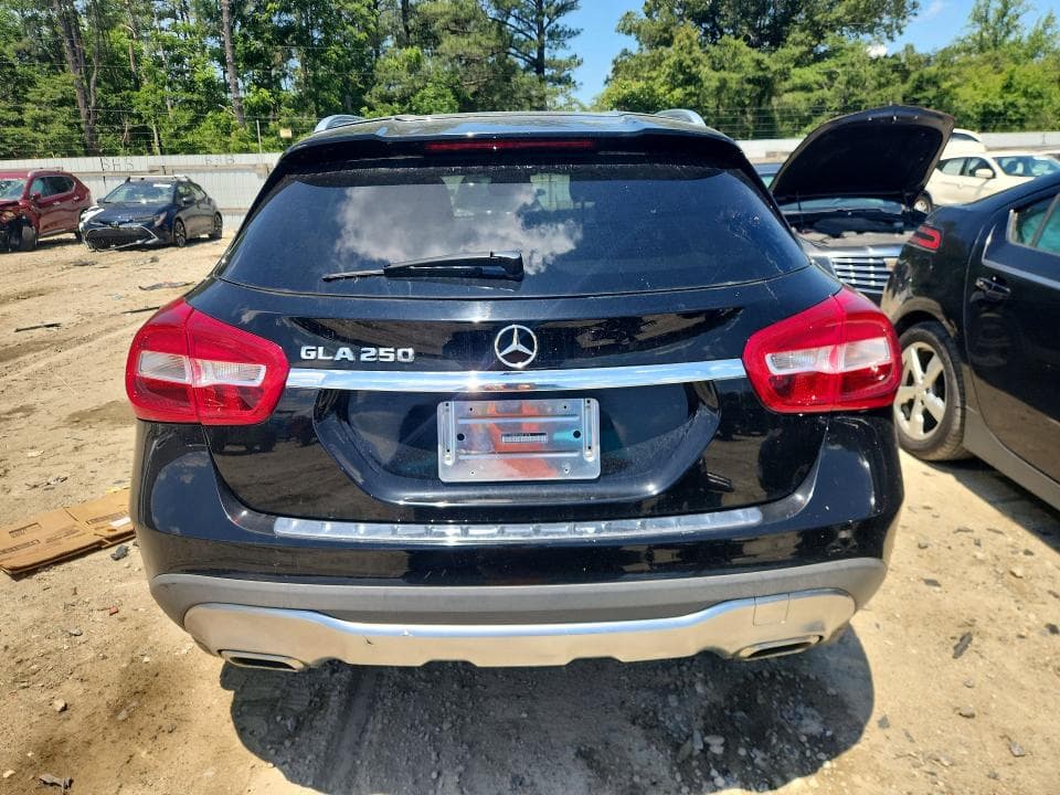 2018 MERCEDES-BENZ GLA 250 6