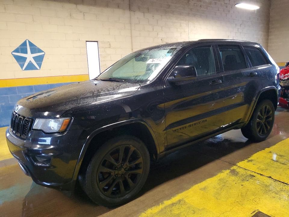2019 JEEP GRAND CHEROKEE LAREDO - 1