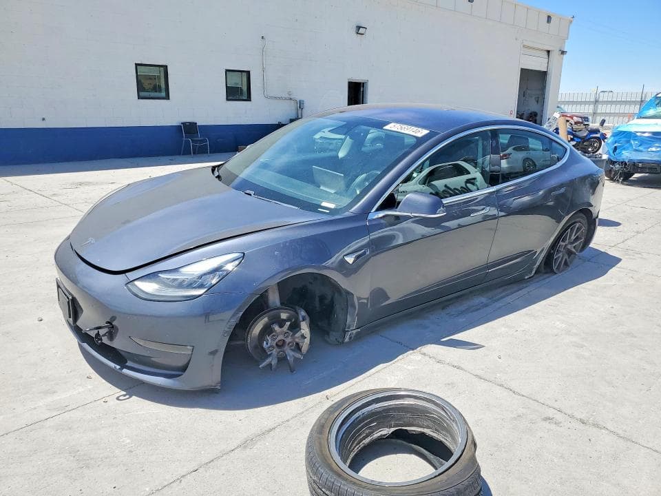 2018 TESLA MODEL 3 - 1
