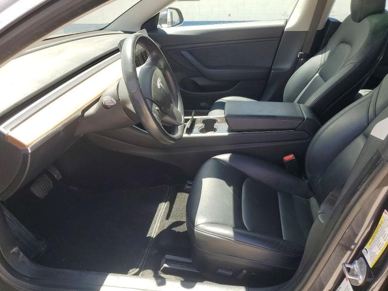 2018 TESLA MODEL 3 7