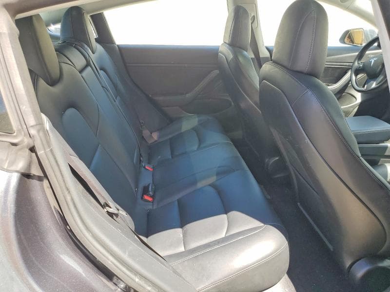 2018 TESLA MODEL 3 10
