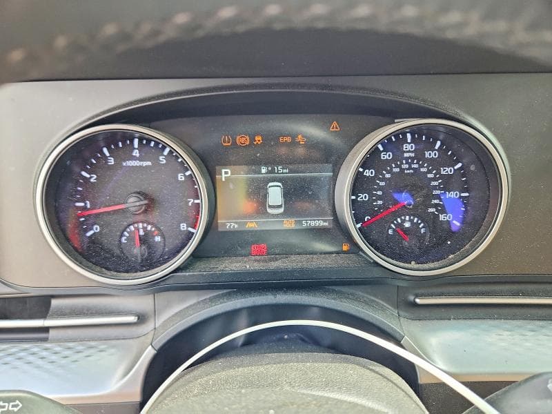 2024 KIA CARNIVAL LX 9