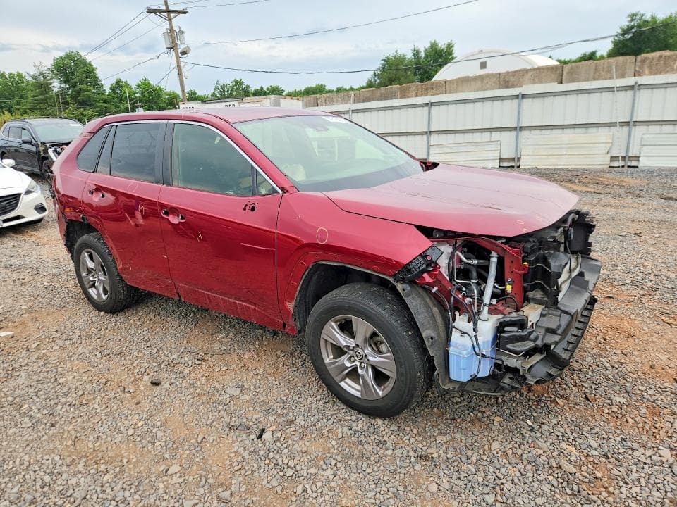2022 TOYOTA RAV4 LE 4