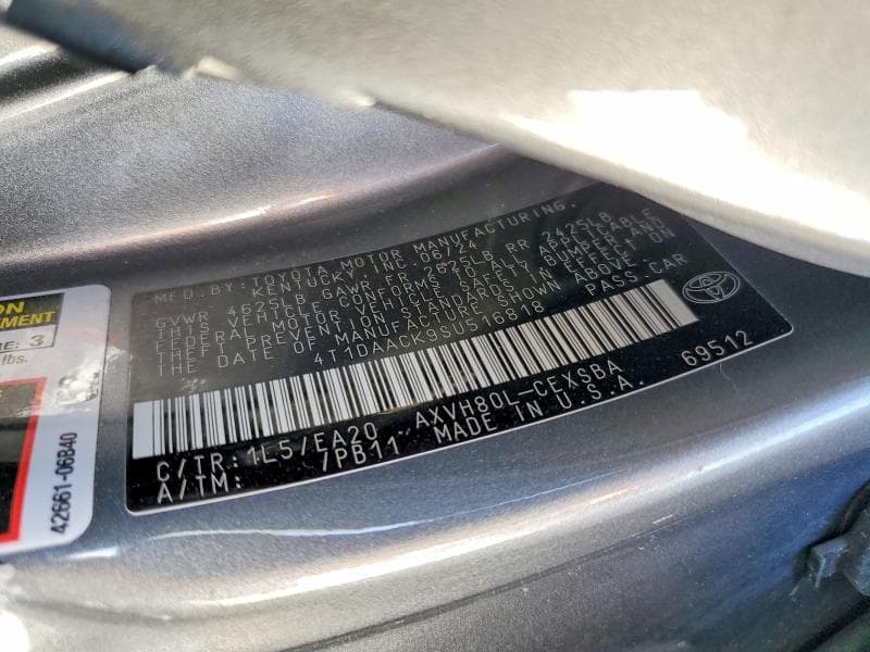 2025 TOYOTA CAMRY SE 12
