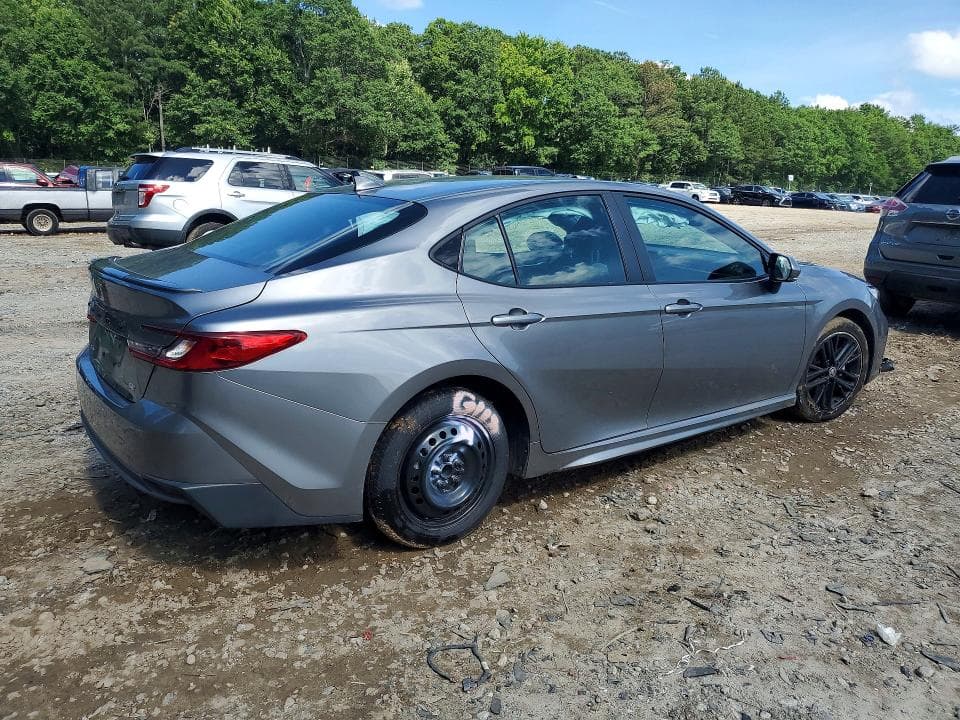 2025 TOYOTA CAMRY SE 3