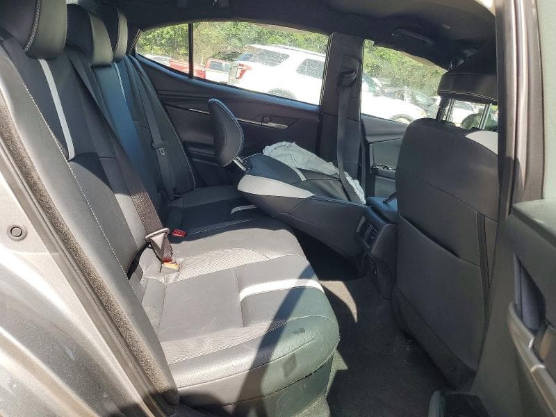 2025 TOYOTA CAMRY SE 10