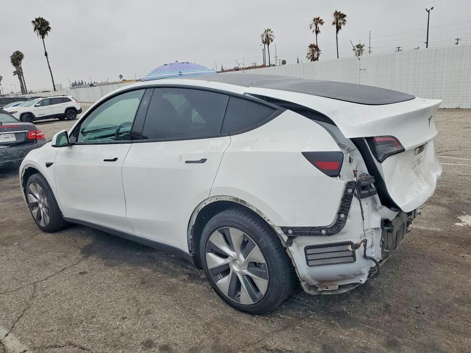 2023 TESLA MODEL Y 2