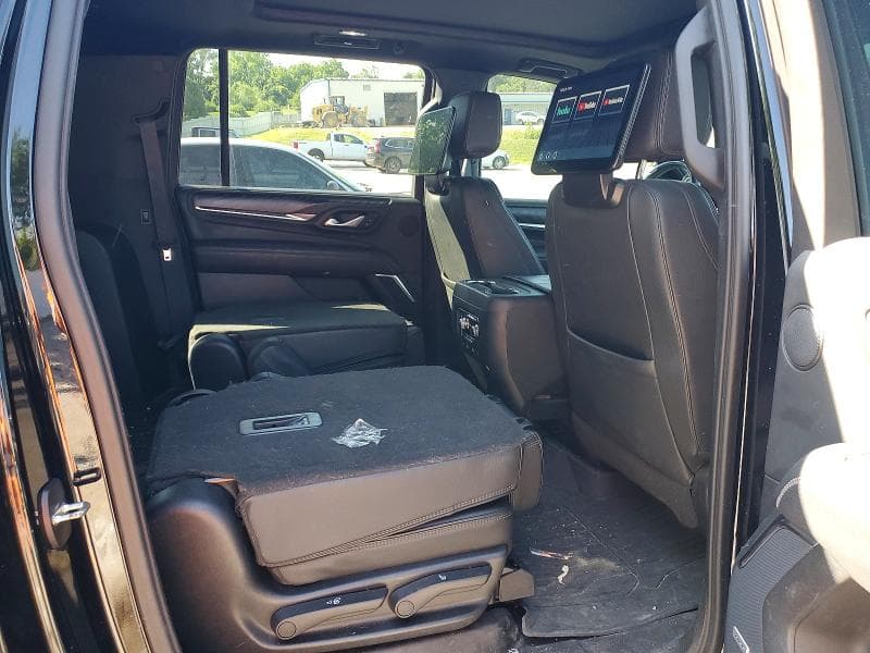 2023 GMC YUKON XL SLT 11