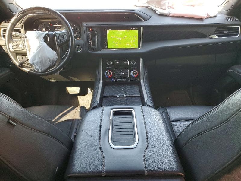 2023 GMC YUKON XL SLT 8