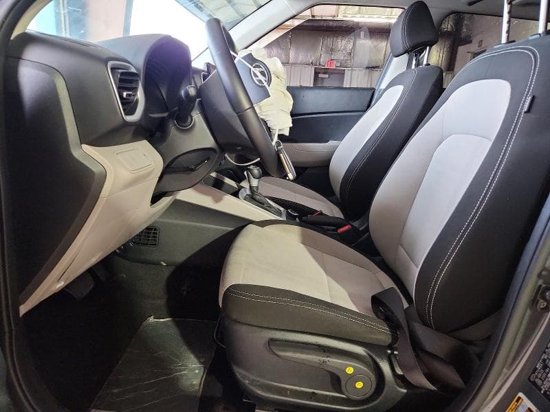 2023 HYUNDAI VENUE SEL SEL 7
