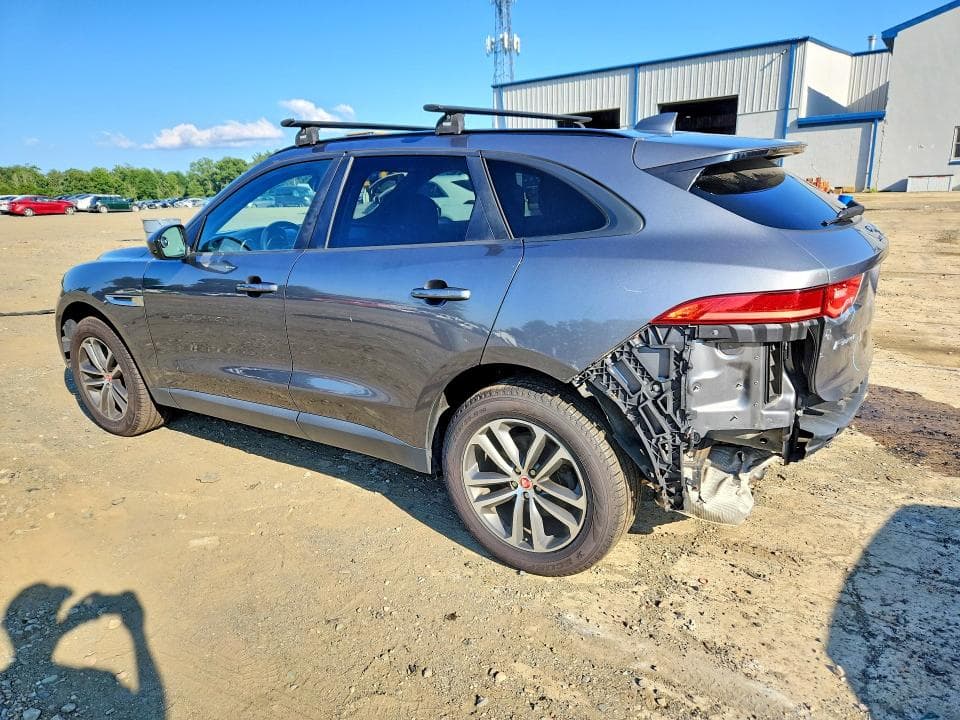 2017 JAGUAR F-PACE PREMIUM 2