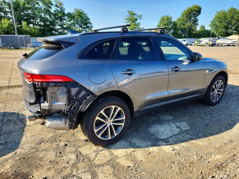 2017 JAGUAR F-PACE PREMIUM 3