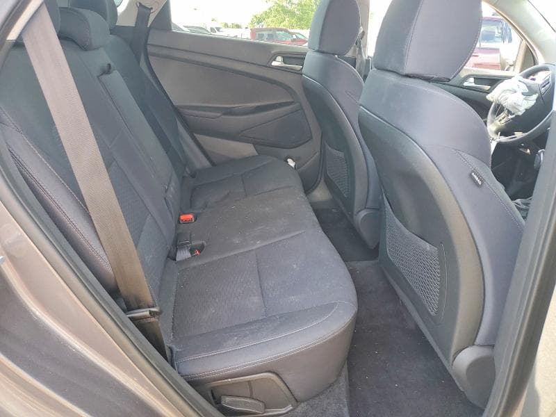 2021 HYUNDAI TUCSON SE 11
