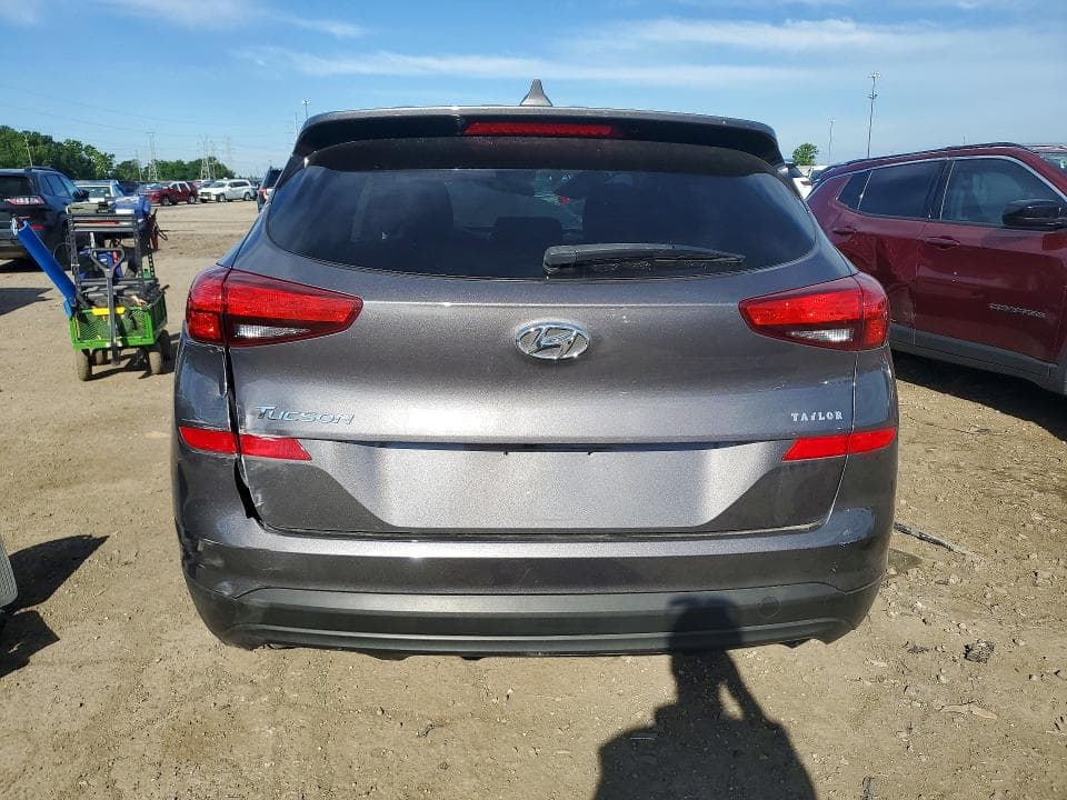 2021 HYUNDAI TUCSON SE 6