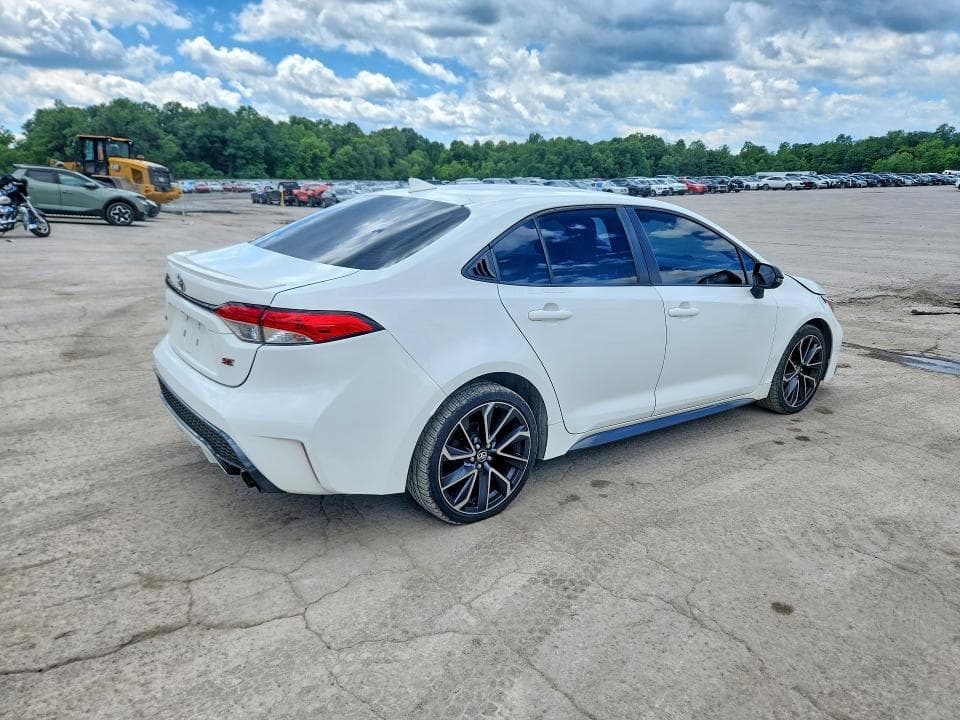 2020 TOYOTA COROLLA SE 3