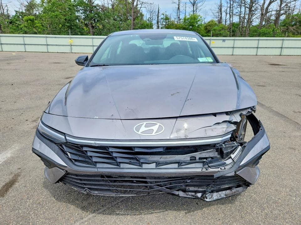 2025 HYUNDAI ELANTRA SEL SPORT 5