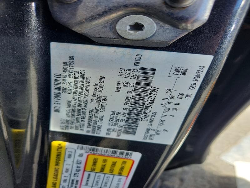 2017 FORD FUSION SE 12