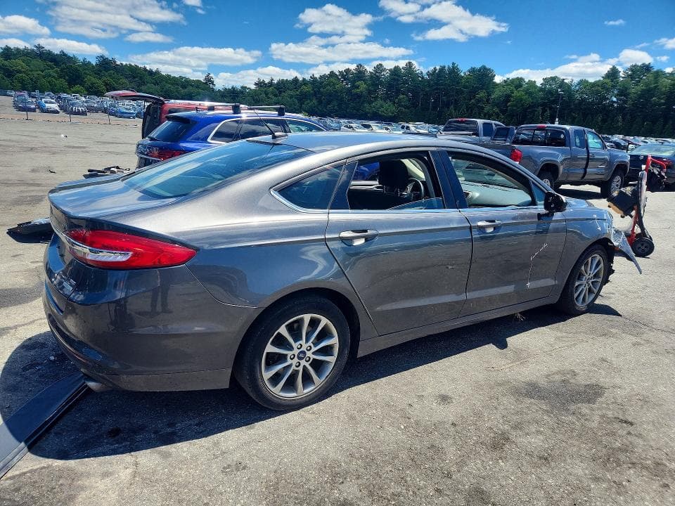 2017 FORD FUSION SE 3