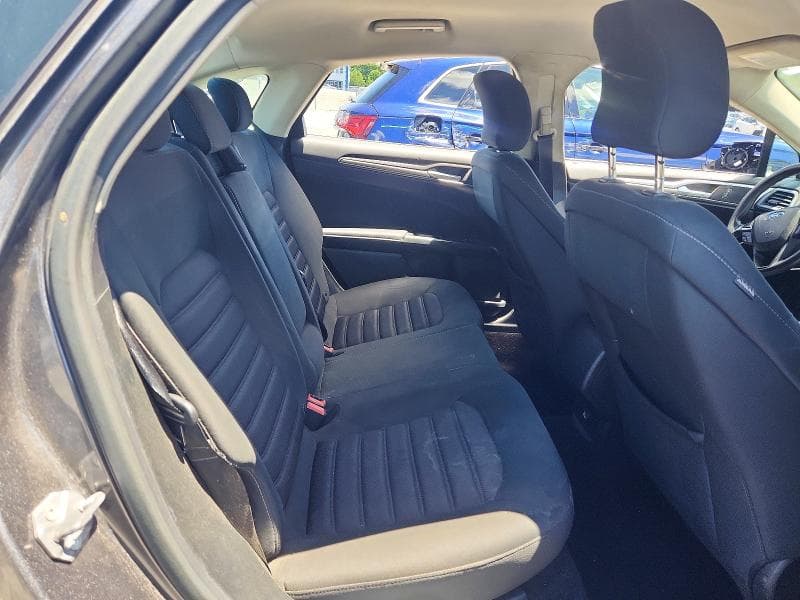 2017 FORD FUSION SE 10