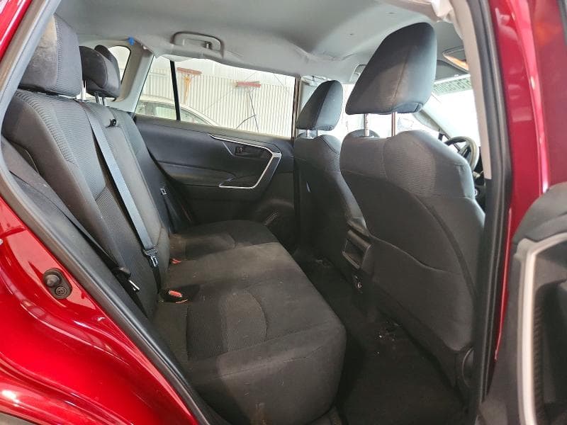 2021 TOYOTA RAV4 LE LE 11