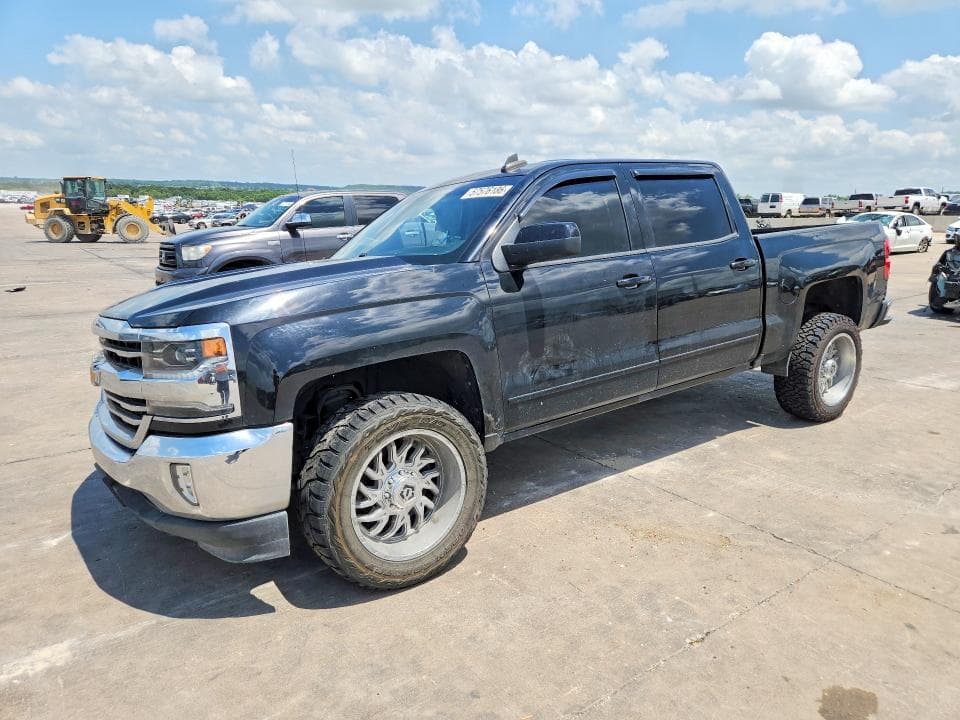 2017 CHEVROLET SILVERADO C1500 LT - 1