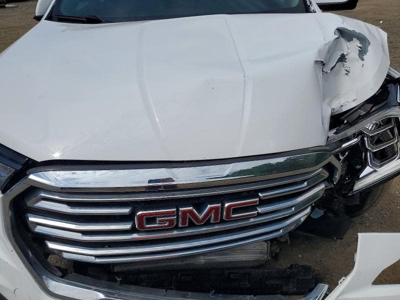 2022 GMC TERRAIN SLT 11