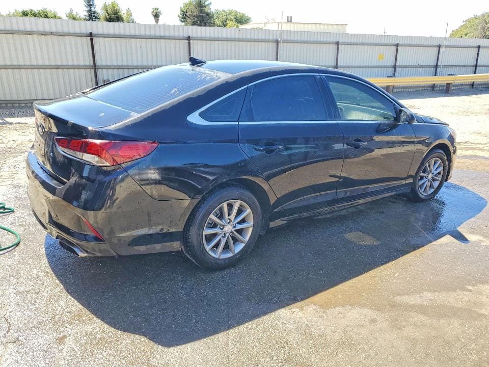 2018 HYUNDAI SONATA SE 3