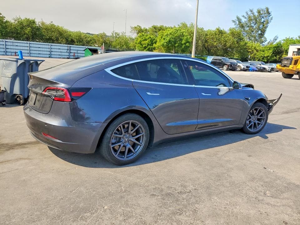 2019 TESLA MODEL 3 3