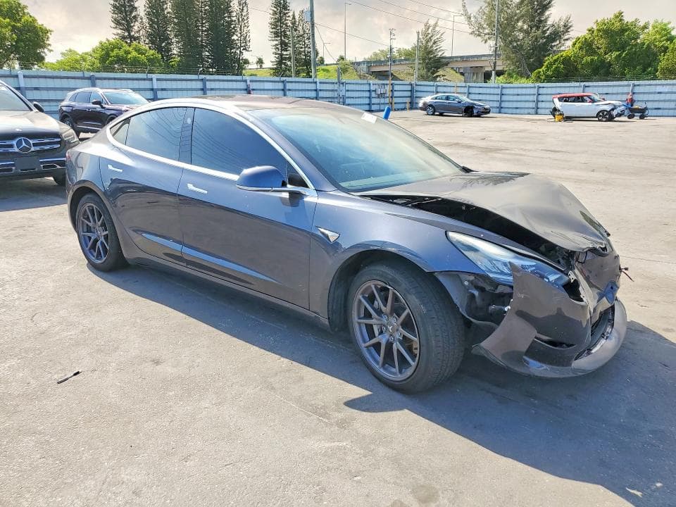 2019 TESLA MODEL 3 4