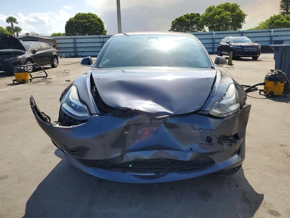 2019 TESLA MODEL 3 5