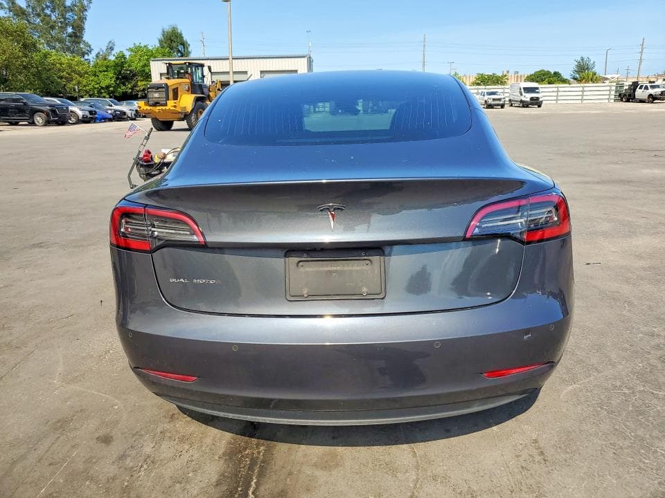 2019 TESLA MODEL 3 6