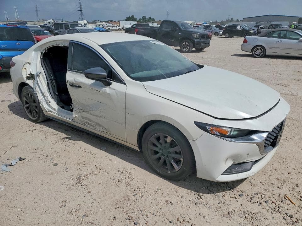 2020 MAZDA 3 4