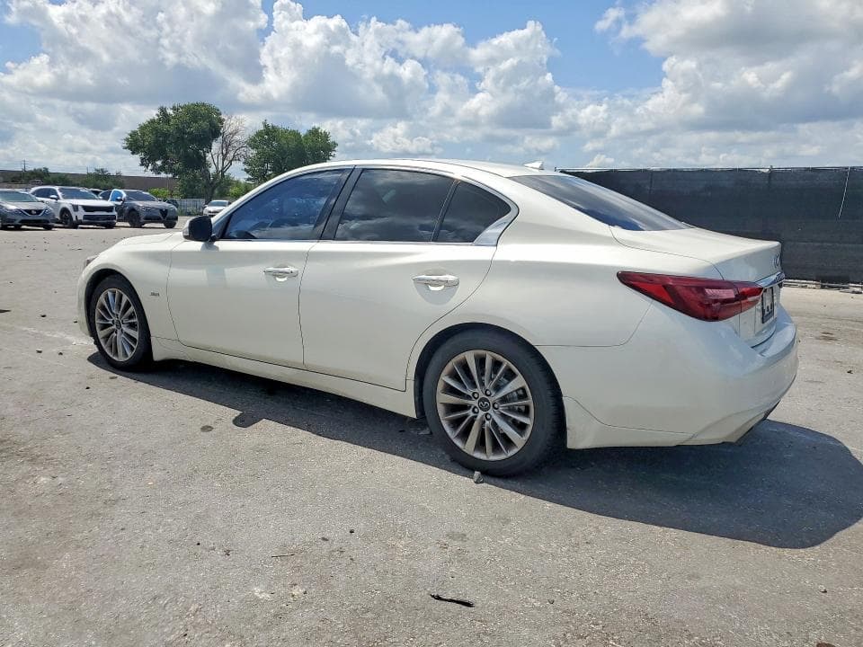 2019 INFINITI Q50 3.0T LUXE 2