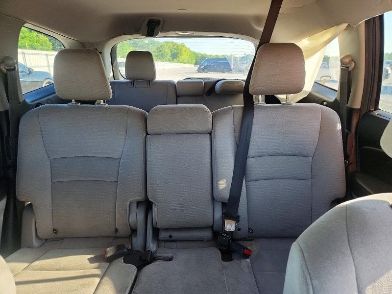 2019 HONDA PILOT EX 10