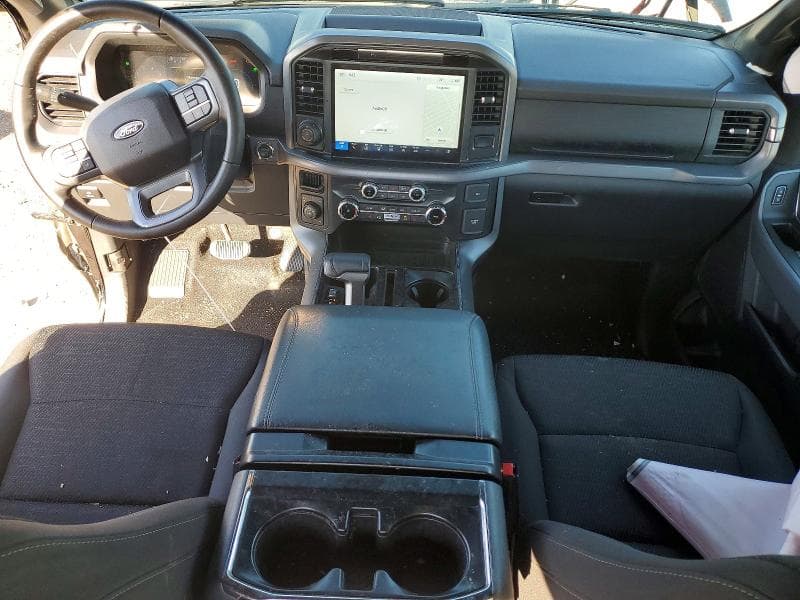 2025 FORD F150 XLT 8