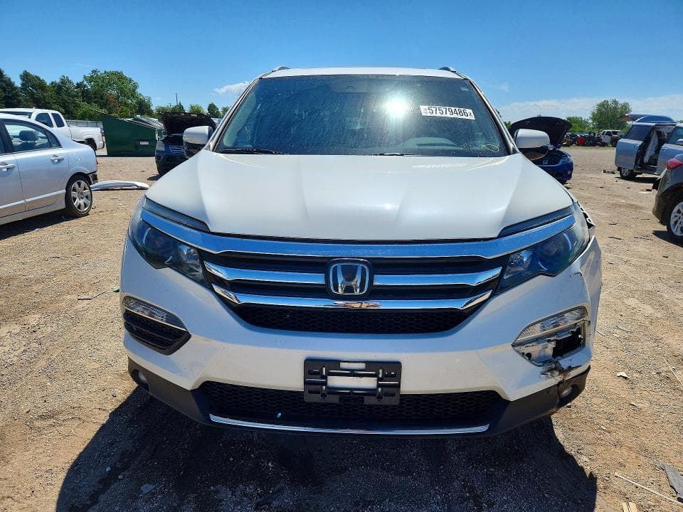 2018 HONDA PILOT TOURING 5