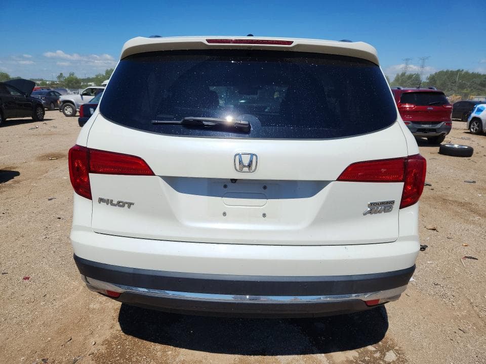 2018 HONDA PILOT TOURING 6