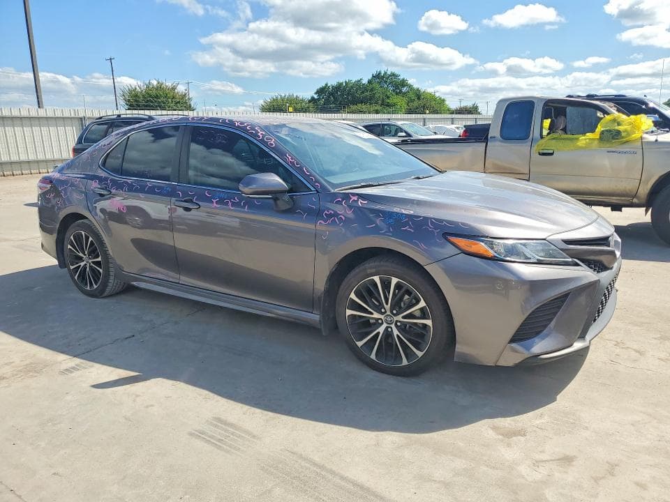 2020 TOYOTA CAMRY SE SE 4