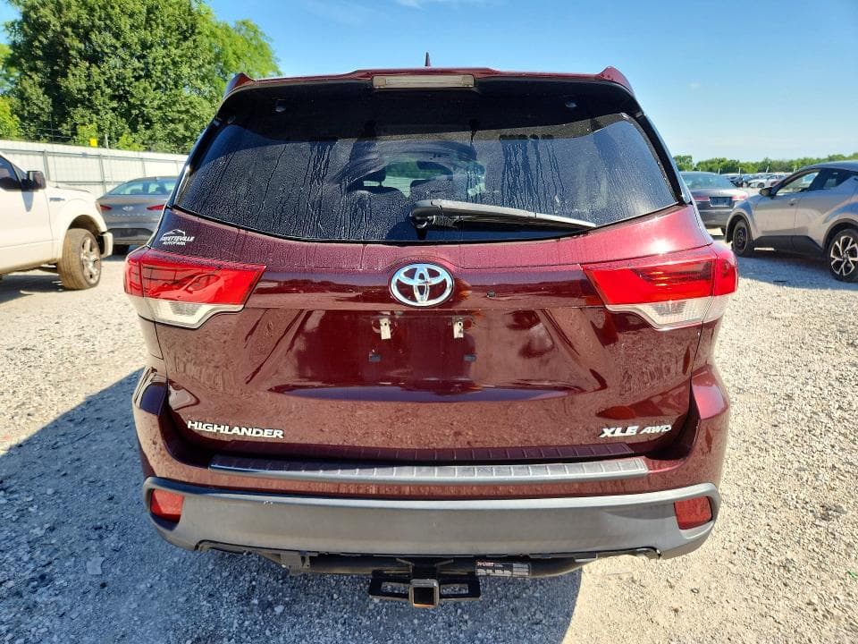 2018 TOYOTA HIGHLANDER XLE XLE 6