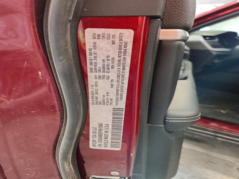 2023 JEEP GRAND CHEROKEE L LIMITED 12